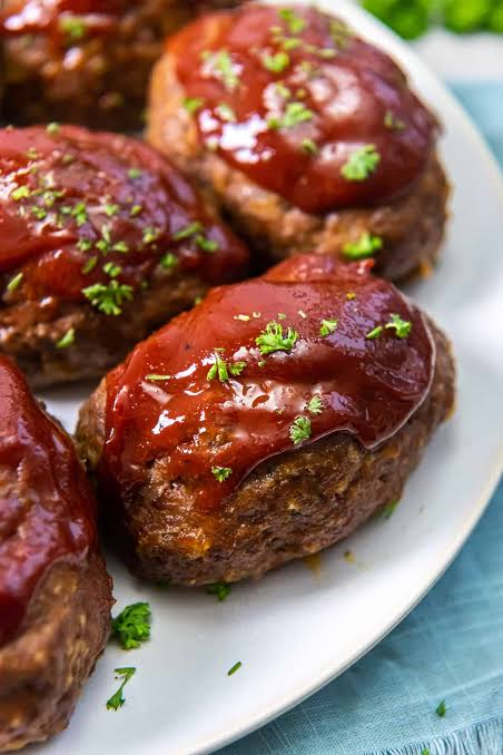 Mini Meatloaf's & Potato Bake