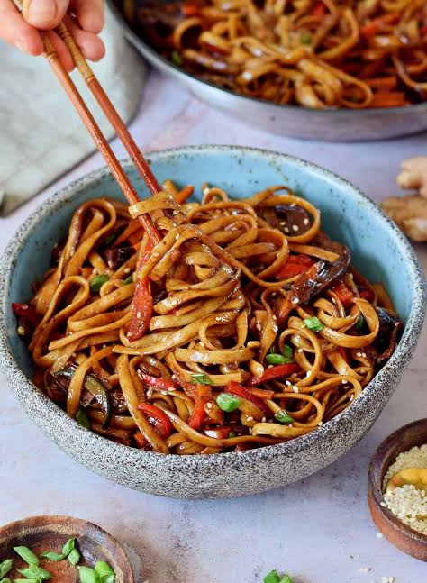 Honey, Soy Noodle Stirfry